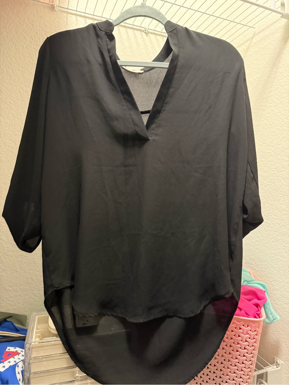 Lush Black V-Neck Hi-Low Blouse